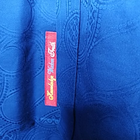 Robert Graham Shirt Knowledge Wisdom Faith M - Picture 4 of 4